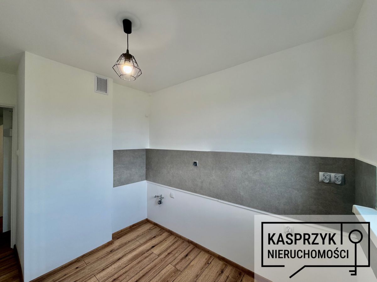 Mieszkanie 3-pokojowe Krosno, ul. Bohaterów Westerplatte. Zdjęcie 8