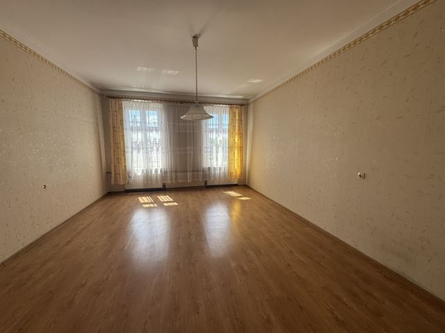 Mieszkanie 3-pokojowe Kłodzko, ul. Tadeusza Kościuszki. Zdjęcie 4