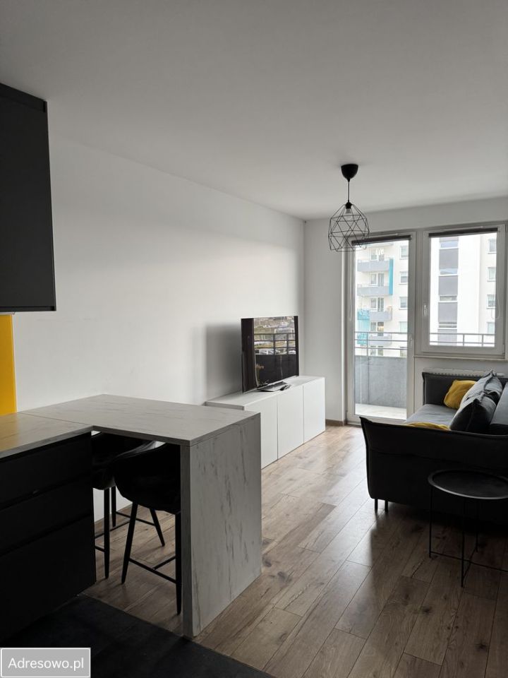 Mieszkanie 2-pokojowe Kraków Mistrzejowice, os. Piastów. Zdjęcie 1