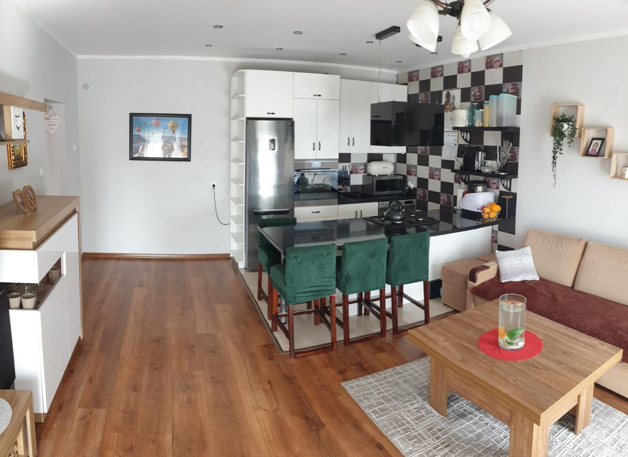 Mieszkanie 3-pokojowe Lubawa, pl. Zamkowy. Zdjęcie 2