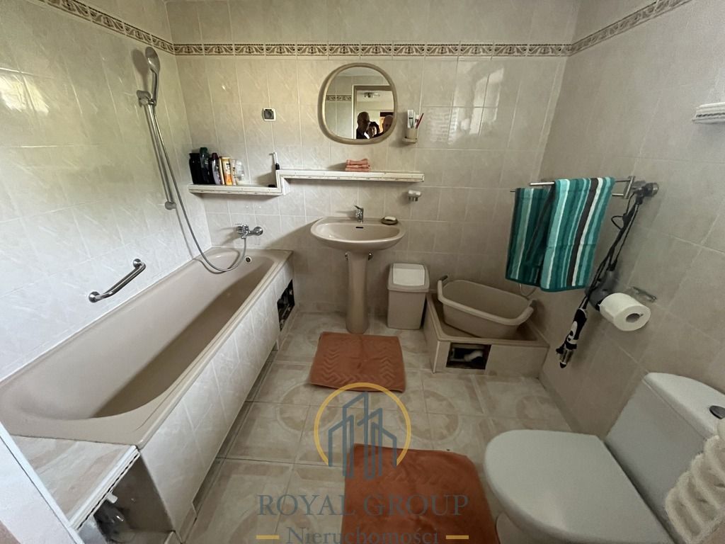 dom wolnostojący, 6 pokoi Dys. Zdjęcie 13