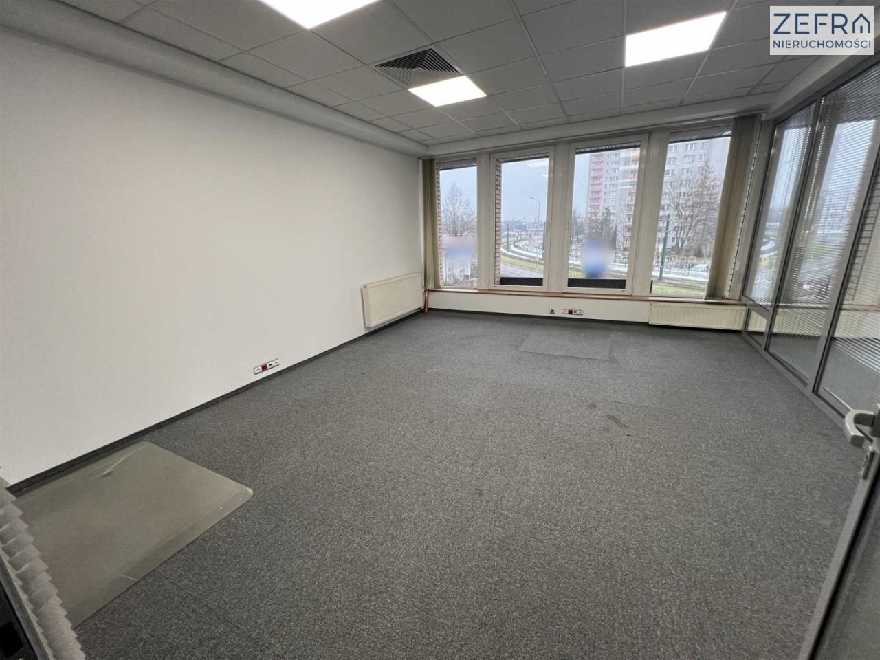 Biuro Kraków Prądnik Biały, ul. Henryka Pachońskiego. Zdjęcie 3