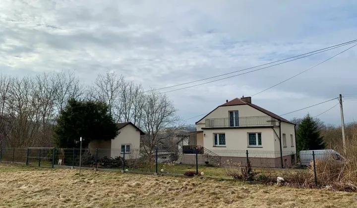 dom wolnostojący, 4 pokoje Sękowa