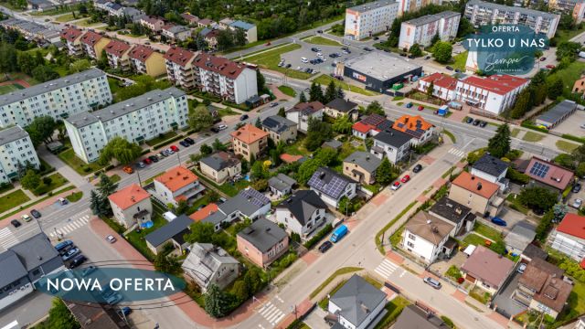 dom wolnostojący, 6 pokoi Brzeziny, ul. Różana. Zdjęcie 26