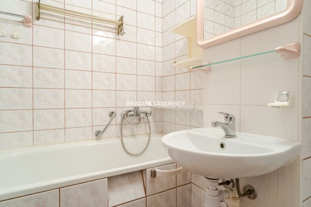 Mieszkanie 3-pokojowe Kraków Dębniki, ul. Komandosów. Zdjęcie 13