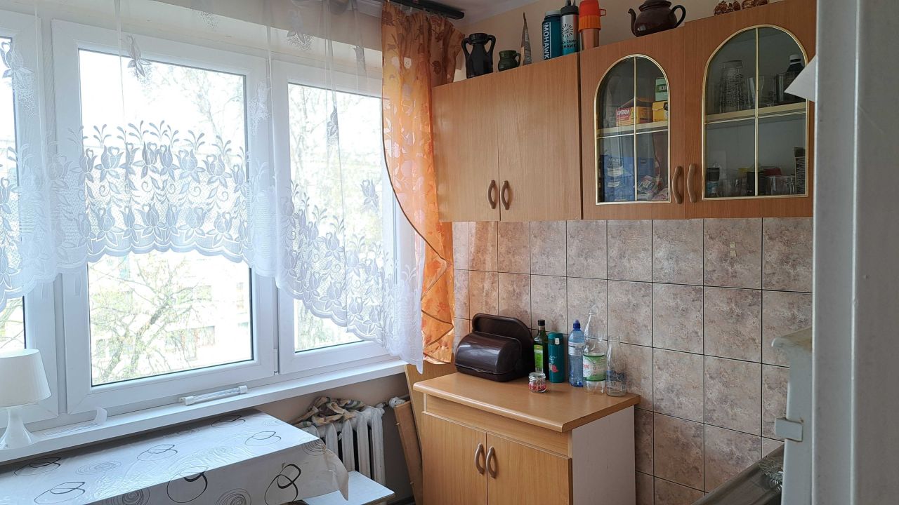 Mieszkanie 3-pokojowe Tomaszów Mazowiecki. Zdjęcie 4