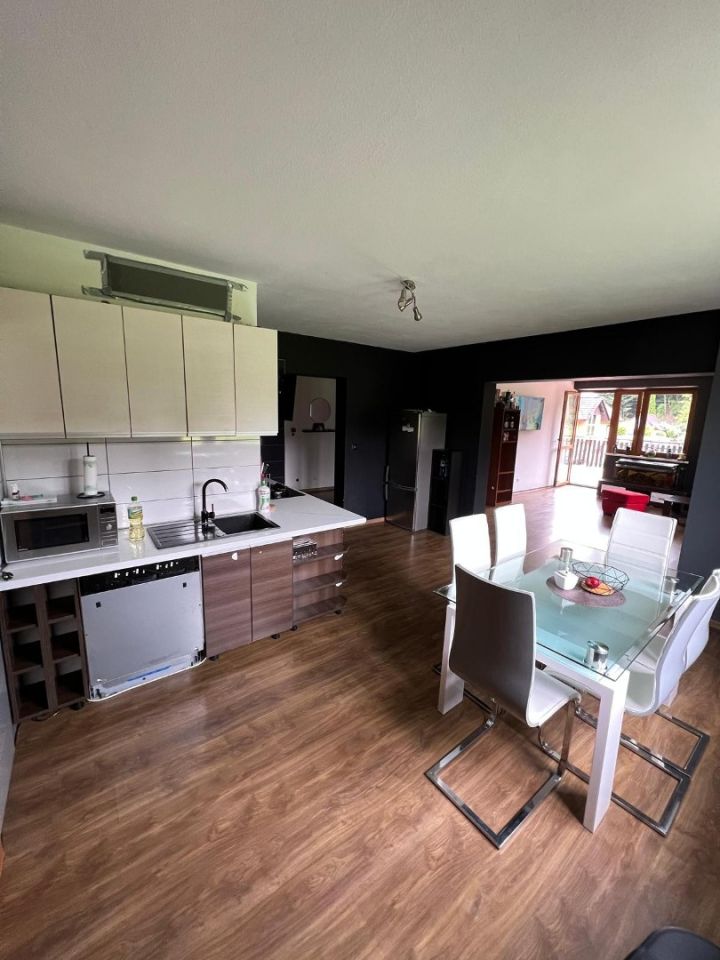 dom wolnostojący, 8 pokoi Myślenice Zarabie, ul. Sosnowa. Zdjęcie 6