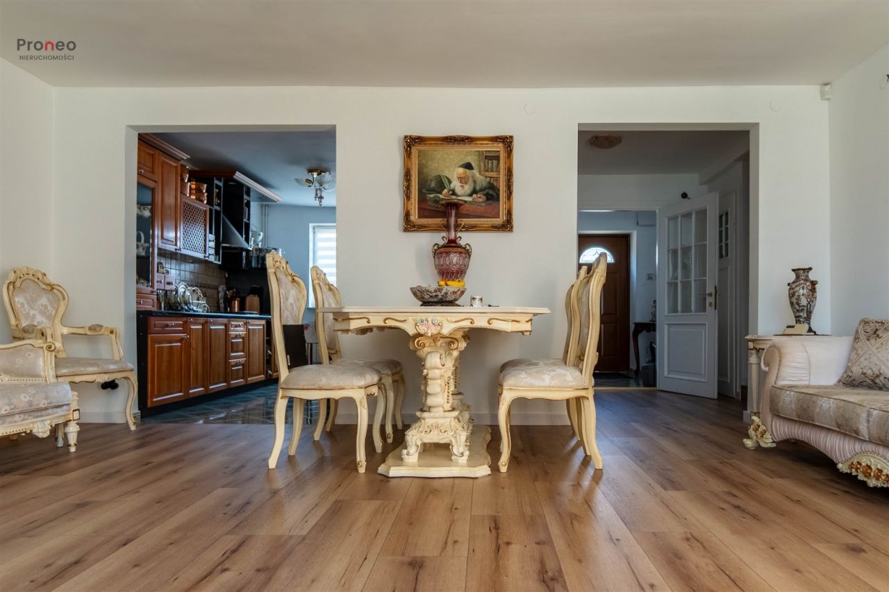 dom wolnostojący, 3 pokoje Stare Miasto. Zdjęcie 8