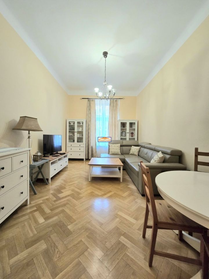 Mieszkanie 4-pokojowe Kraków Stare Miasto, ul. Szlak. Zdjęcie 12