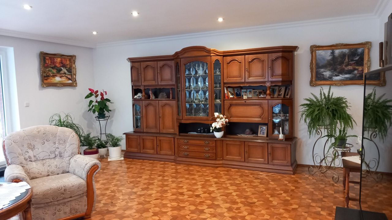 dom wolnostojący, 6 pokoi Leśna Lechów, ul. Stefana Żeromskiego. Zdjęcie 9