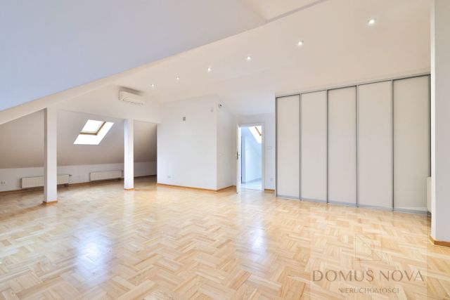 dom wolnostojący, 8 pokoi Warszawa Wilanów, ul. Królowej Marysieńki. Zdjęcie 10