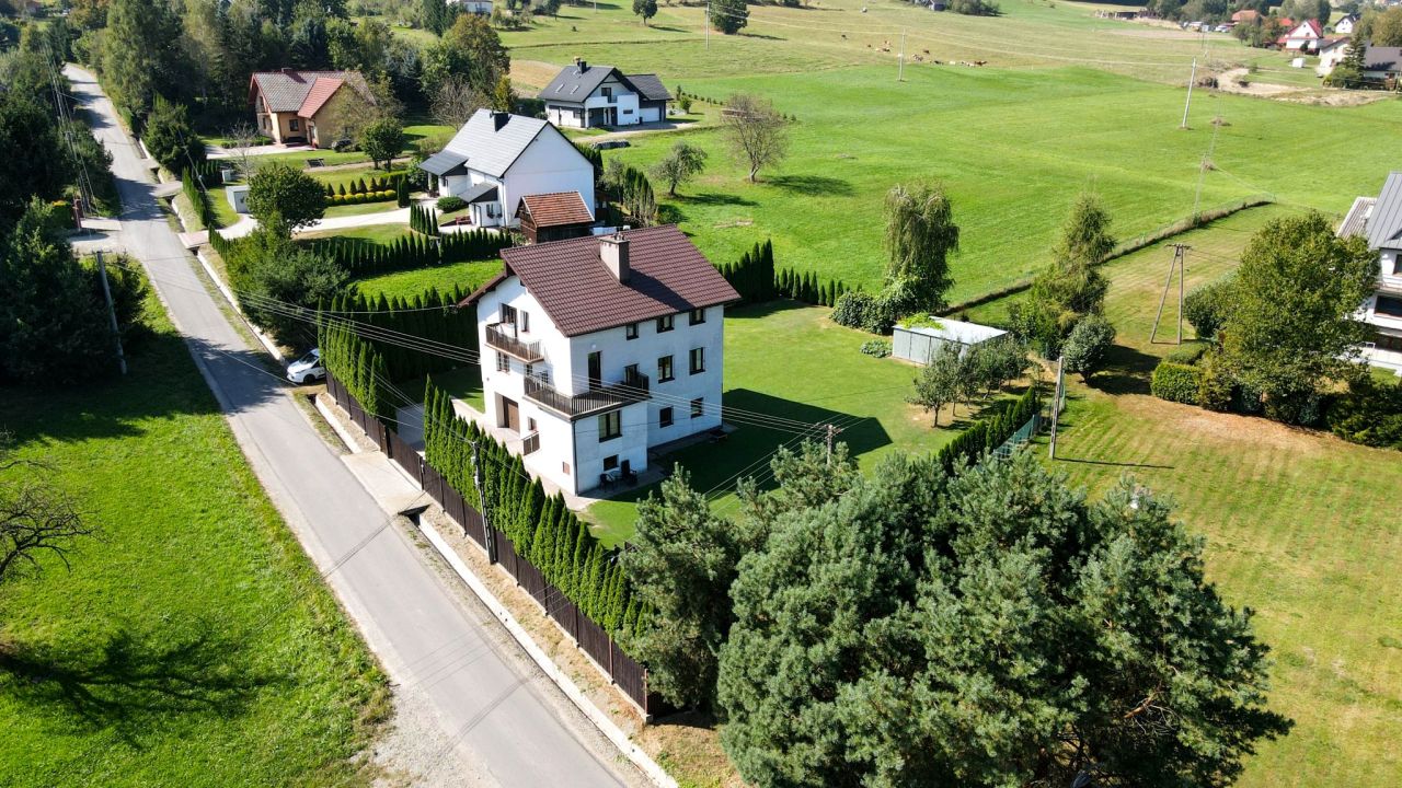 dom wolnostojący, 8 pokoi Męcina. Zdjęcie 17