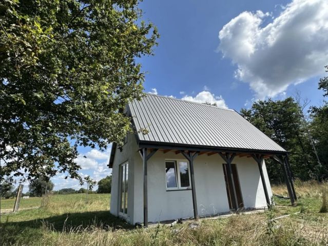 dom wolnostojący, 3 pokoje Feliksów. Zdjęcie 2