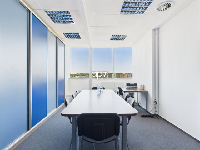 Biuro Kraków Bronowice, ul. Stańczyka. Zdjęcie 2