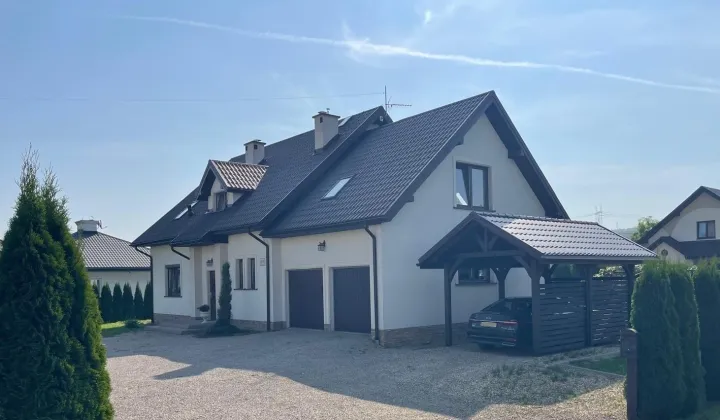 dom wolnostojący, 6 pokoi Wyżne Rędziny