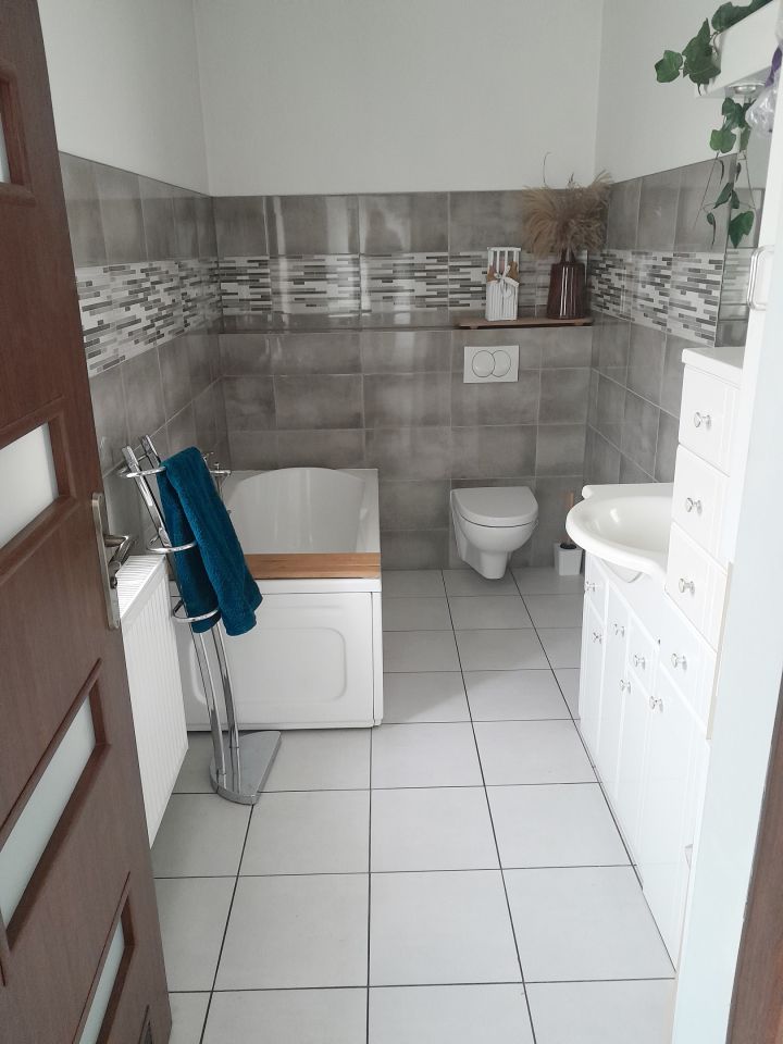 dom wolnostojący, 7 pokoi Blachownia Brzózka, ul. 1 Maja. Zdjęcie 7