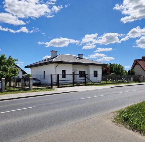 dom wolnostojący, 3 pokoje Chełmża, ul. Trakt. Zdjęcie 1