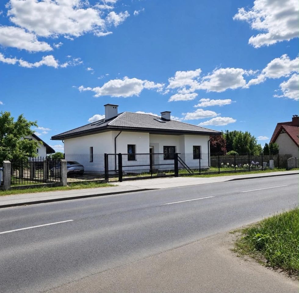 dom wolnostojący, 3 pokoje Chełmża, ul. Trakt. Zdjęcie 1