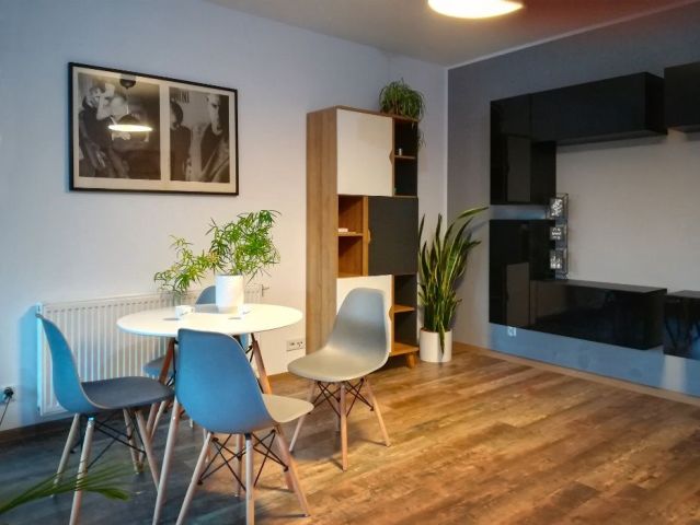 Mieszkanie 2-pokojowe Warszawa Praga-Południe. Zdjęcie 1