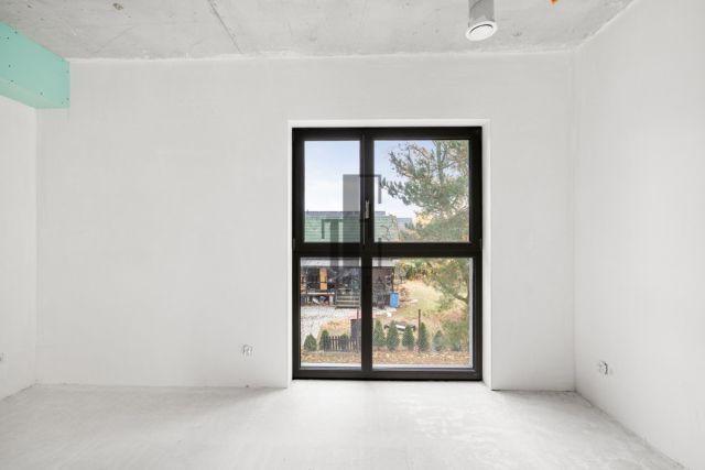 dom wolnostojący, 5 pokoi Warszawa Wawer, ul. Wacława Wojtyszki. Zdjęcie 16