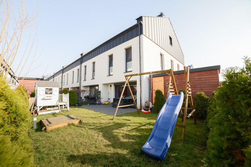 dom szeregowy, 6 pokoi Ząbki, ul. Skowronka. Zdjęcie 5