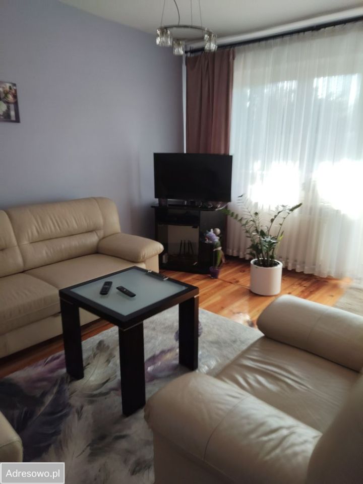 dom wolnostojący, 5 pokoi Wieluń. Zdjęcie 2