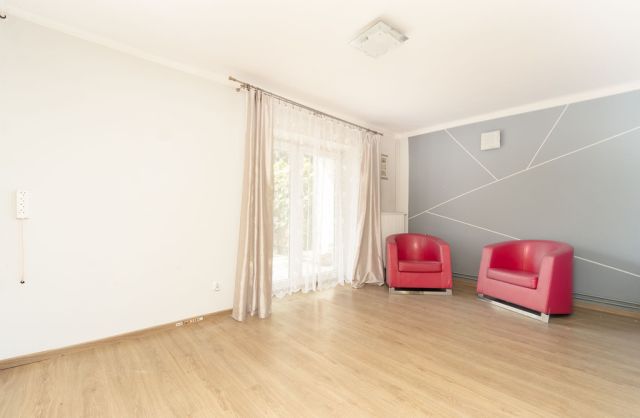 dom szeregowy, 4 pokoje Rzeszów, al. Niepodległości. Zdjęcie 2