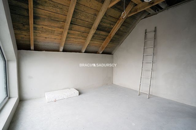 dom wolnostojący, 5 pokoi Zawada. Zdjęcie 18