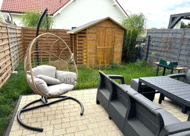 dom szeregowy, 5 pokoi Wrocław Ołtaszyn. Zdjęcie 1