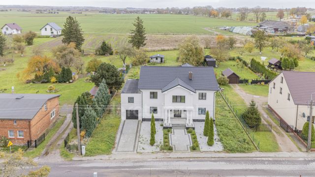 dom wolnostojący, 10 pokoi Starzyno, ul. Lipowa. Zdjęcie 23