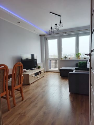 Mieszkanie 3-pokojowe Toruń Koniuchy. Zdjęcie 1