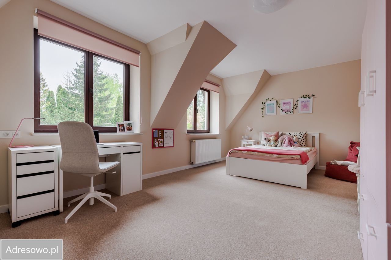 dom wolnostojący, 10 pokoi Konstancin-Jeziorna, ul. Aleja Wojska Polskiego. Zdjęcie 17