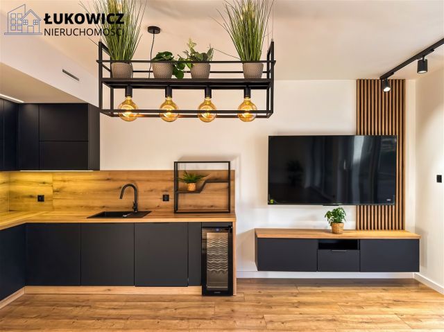 Mieszkanie 4-pokojowe Czechowice-Dziedzice. Zdjęcie 3