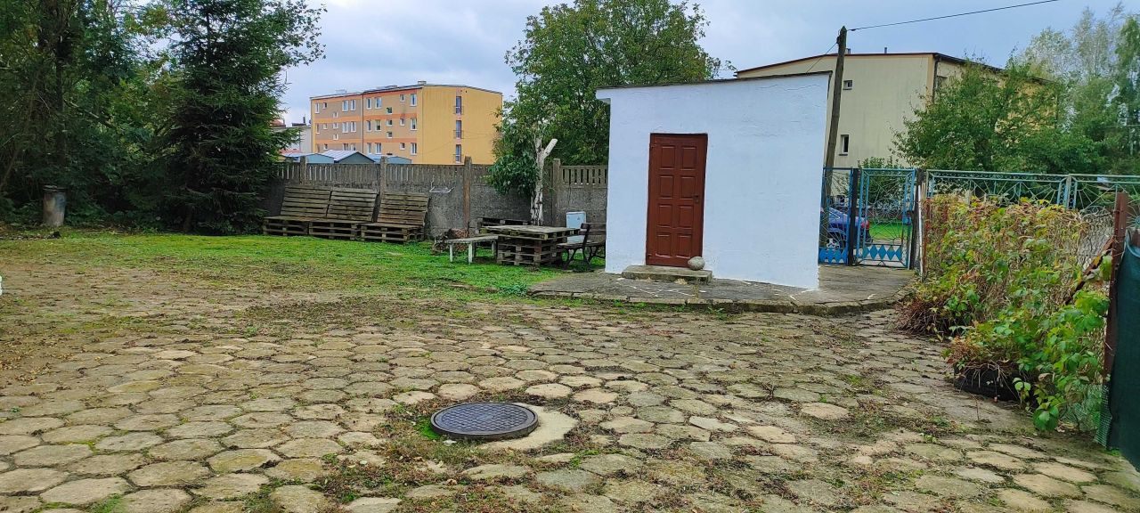 Hala/magazyn Trzeszczany Pierwsze. Zdjęcie 2