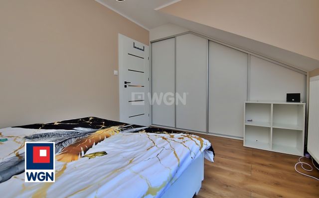 dom szeregowy, 5 pokoi Wawrów, ul. Brzozowa. Zdjęcie 13