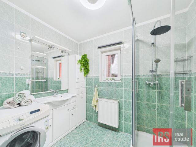 dom wolnostojący, 4 pokoje Bobrowice. Zdjęcie 11