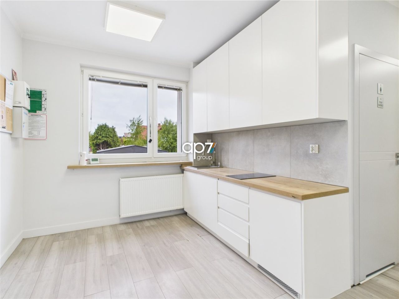 Lokal Kraków Wzgórza Krzesławickie, ul. Grębałowska. Zdjęcie 12