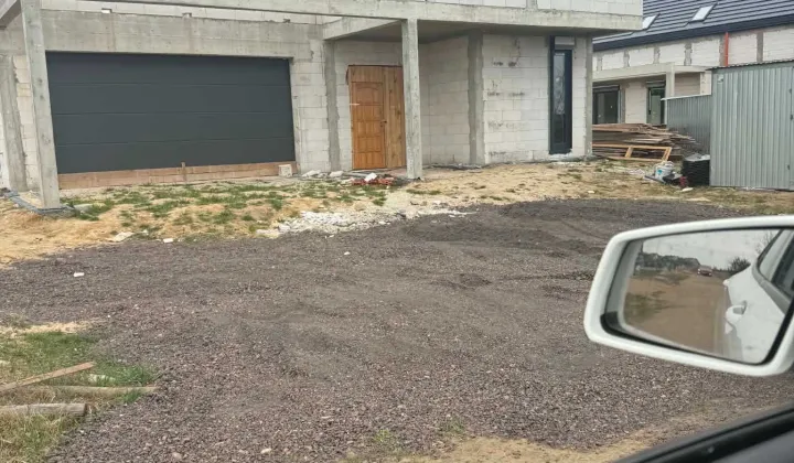 Działka inwestycyjna Hektary, ul. Karmelowa