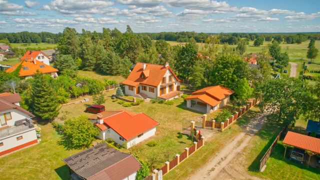 dom, 2 pokoje Jeglin. Zdjęcie 8