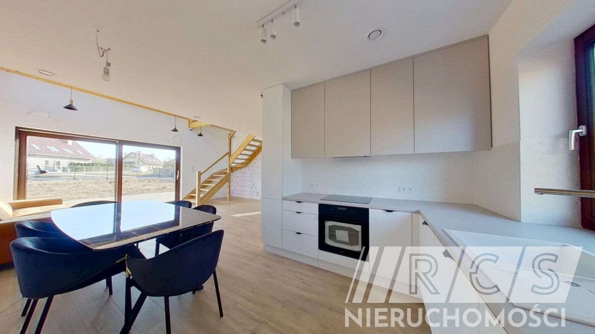 dom wolnostojący, 5 pokoi Krzeptów, ul. Topolowa