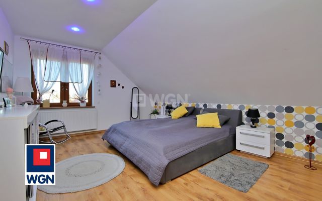 dom wolnostojący, 5 pokoi Wawrów, ul. Sadowa. Zdjęcie 15