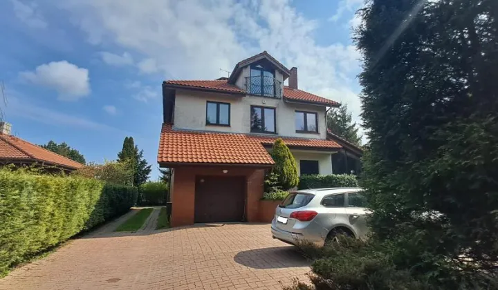 dom wolnostojący, 8 pokoi Kołobrzeg