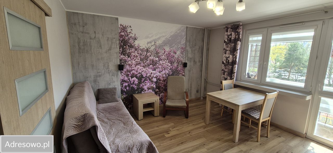 Mieszkanie 4-pokojowe Kraków Mistrzejowice, os. Złotego Wieku. Zdjęcie 3