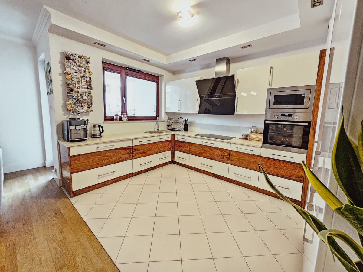 Mieszkanie 3-pokojowe Warszawa Wilanów, ul. Kazachska. Zdjęcie 2