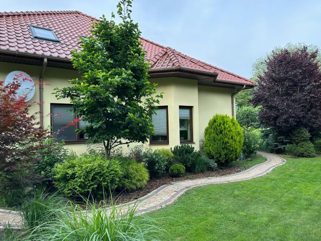 dom wolnostojący, 6 pokoi Borowiczki-Pieńki, ul. Zbożowa. Zdjęcie 1