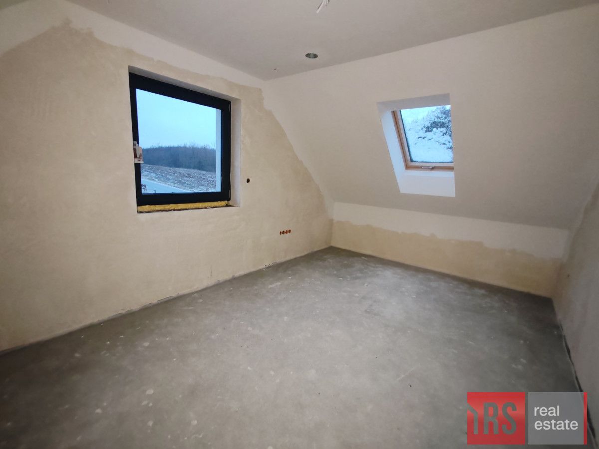 dom wolnostojący, 4 pokoje Mariantów. Zdjęcie 17