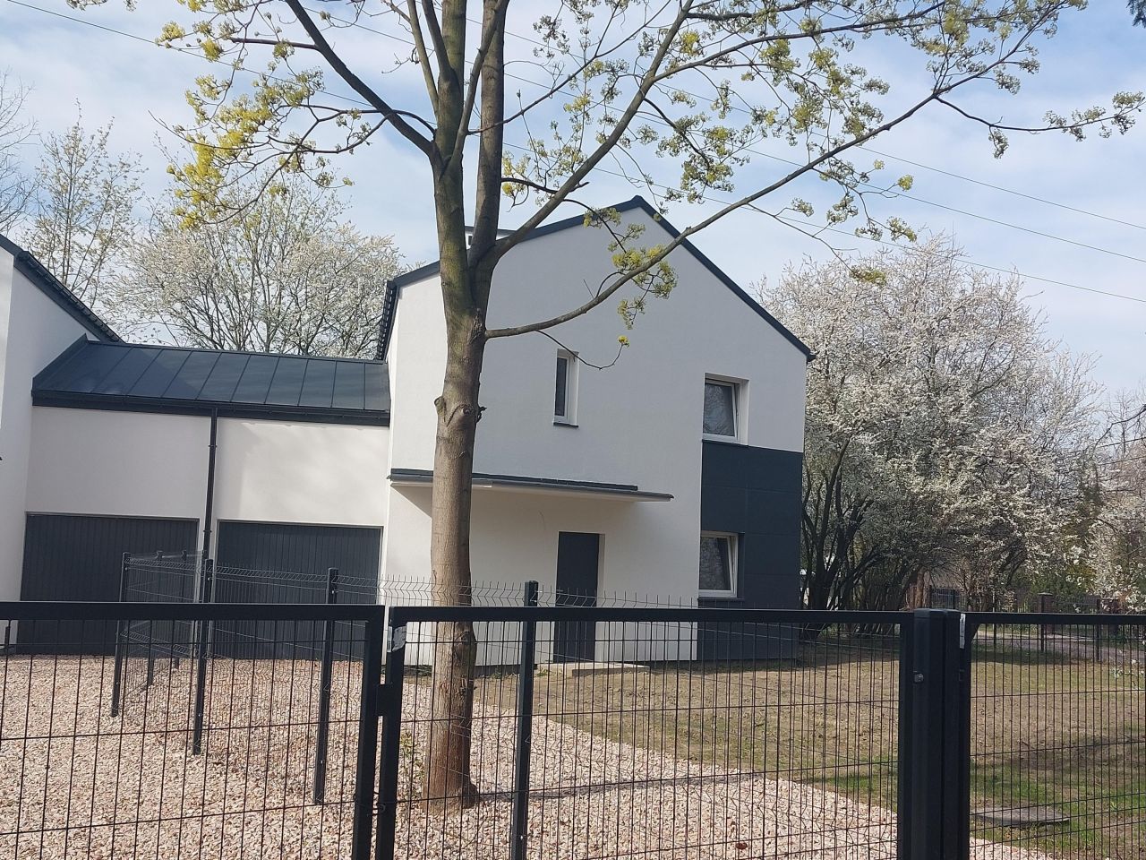 bliźniak, 5 pokoi Grodzisk Mazowiecki Centrum, ul. Willowa. Zdjęcie 12