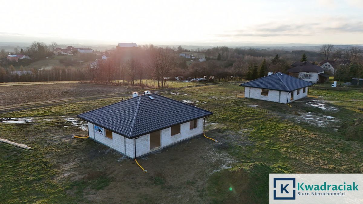 dom wolnostojący, 4 pokoje Kombornia. Zdjęcie 11