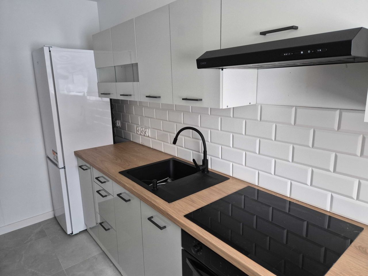 Mieszkanie 2-pokojowe Charsznica. Zdjęcie 3