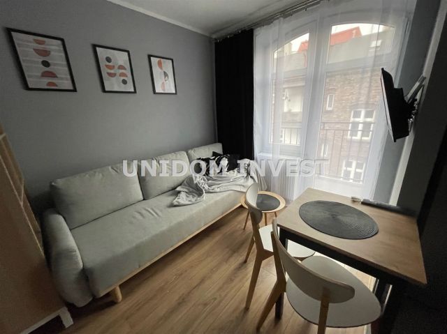 Mieszkanie 1-pokojowe Katowice Śródmieście. Zdjęcie 2